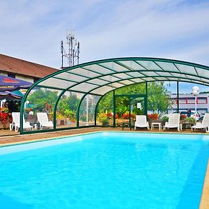 Contact Hotel Arc-En-Ciel - Reouverture - Entierement Renove